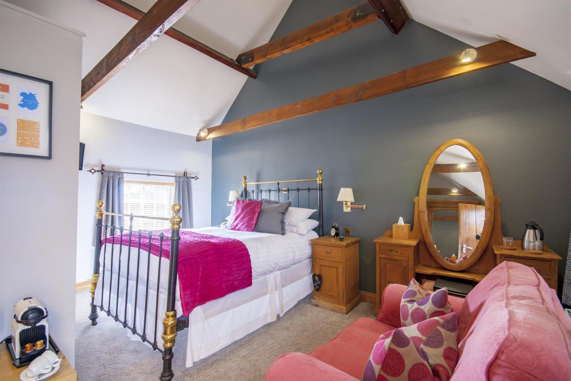 Sebastians Hotel Oswestry Room photo